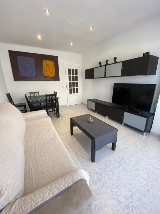 Apartamento luminoso y amplio en centro de Salou Exterior foto
